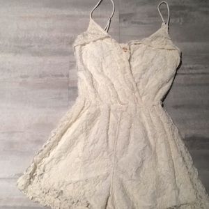 Hollister romper